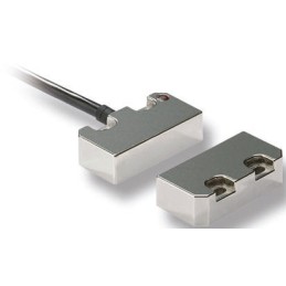 1 pcs - Omron F3S-TGR-N_C Series Magnetic Non-Contact Safety Switch, 24V dc, Stainless Steel Housing, NO/2NC, 10m Cable
