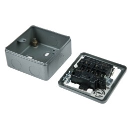 1 pcs - MK Electric 13A, 1 Gang Switched Fused Spur