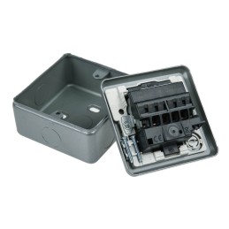 1 pcs - MK Electric 13A, 1 Gang Switched Fused Spur