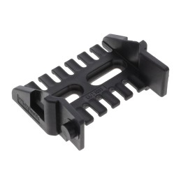 1 pcs : 030000008500 - MP3000 MALE END BRACKET 62MM WD.