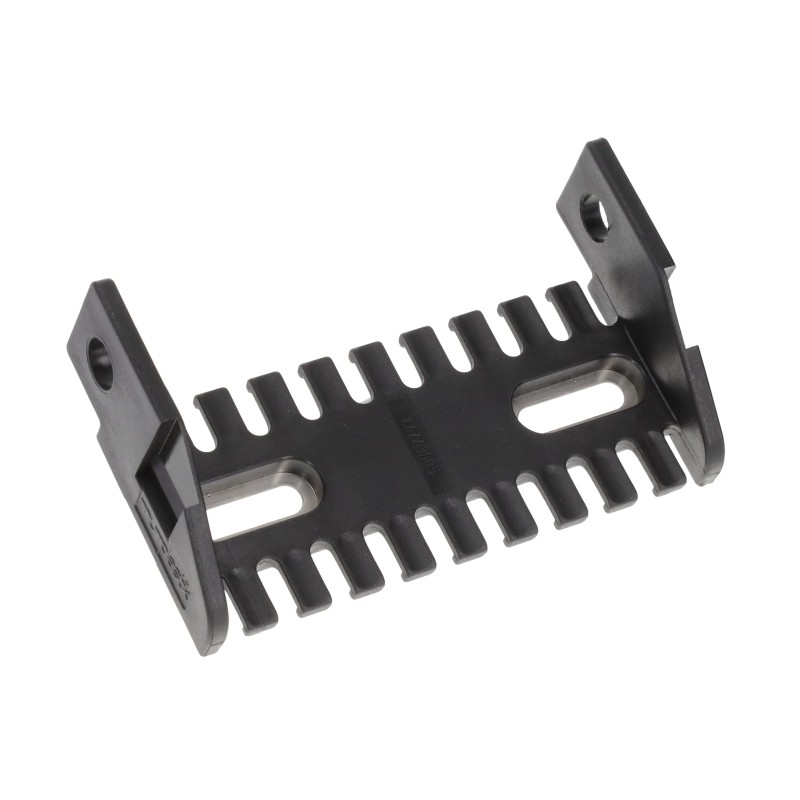 1 pcs : 030000008800 - MP3000 FEMALE END BRACKET 101MM