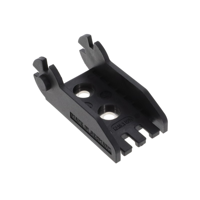 1 pcs : 018100005300 - MP18.1 MALE END BRACKET 25MM WD.