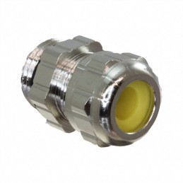 1 pcs : 21650.6 - CABLE GLAND 4.06-6.6MM PG9 BRASS