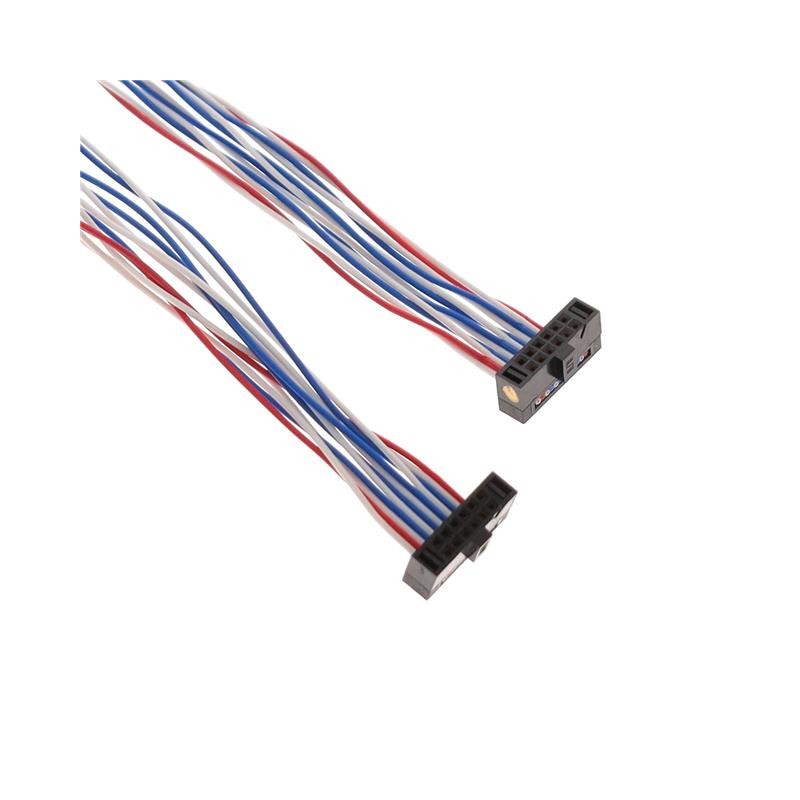 1 pcs : FFTP-06-D-08.77-01-N-R - .050 X .050 C/L TWISTED PAIR FEM