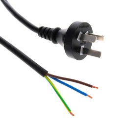 1 pcs : 399011-01 - CORD 18AWG CBL 8.20' BLACK