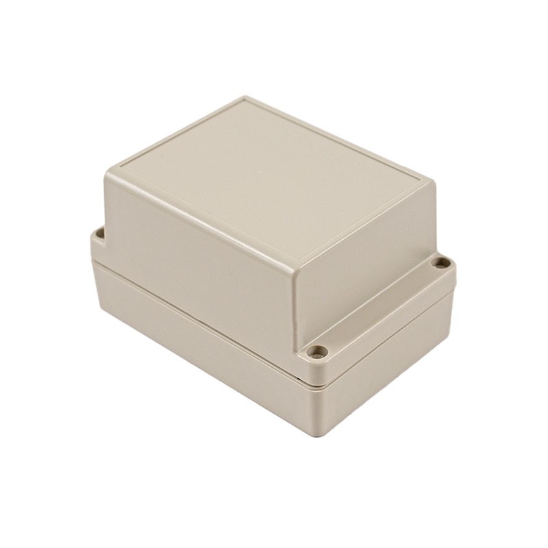 1 pcs : RP1145 - Box ABS Gray Cover Included 4.940' L x 3.390' W (125.48mm x 86.11mm) X 2.760' (70.10mm)
