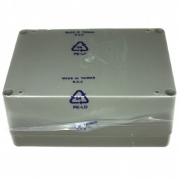 1 pcs : RP1135 - Box ABS Gray Cover Included 4.941' L x 3.363' W (125.50mm x 85.42mm) X 2.165' (55.00mm)