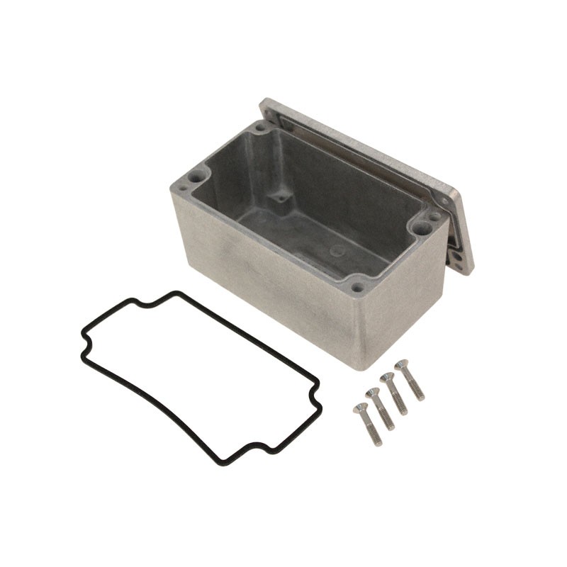 1 pcs : 1550Z111 - Box Aluminum Unpainted Cover Included 4.543' L x 2.575' W (115.39mm x 65.41mm) X 2.181' (55.40mm)