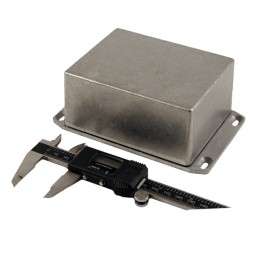 1 pcs : 1590WCFL - Box Aluminum Unpainted Cover Included 4.705' L x 3.701' W (119.50mm x 94.00mm) X 2.224' (56.50mm)