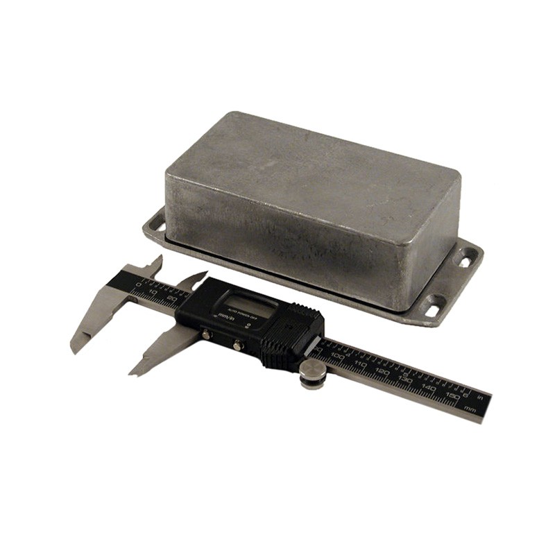 1 pcs : 1590WN1FL - Box Aluminum Unpainted Cover Included 4.764' L x 2.598' W (121.01mm x 65.99mm) X 1.555' (39.50mm)