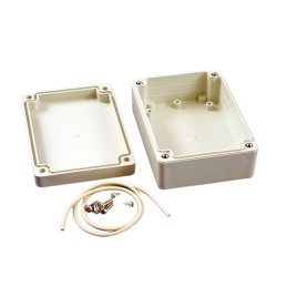 1 pcs : RP1080 - Box Polycarbonate (PC) White, Off Cover Included 4.134' L x 2.953' W (105.00mm x 75.00mm) X 1.575' (40.00mm)