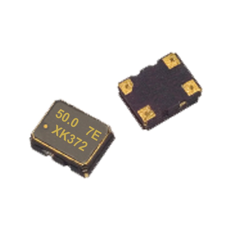 1 pcs : XK372-030.72M - XTAL OSC XO 30.7200MHZ LVCMOS