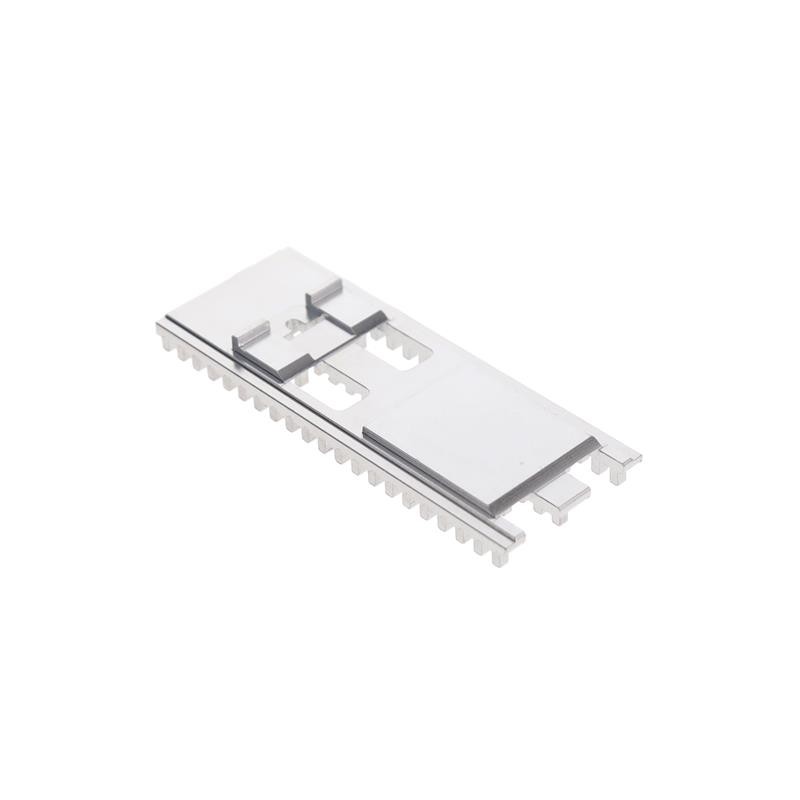 1 pcs : HS-QSFP-P1-01 - HEAT SINK FLYOVER 4.2MM
