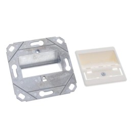 1 pcs : 130B20D31102KE - WALL OUTLET, KEYSTONE, UPK, 3 PO