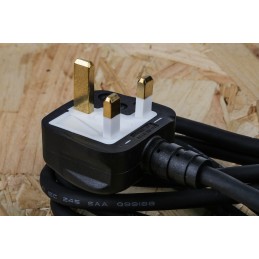 1 pcs - RS PRO IEC C15 Socket to Type G UK Plug Power Cord, 2m