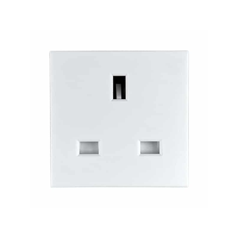 1 pcs : 741W-C/01 - SNAP-IN UK OUTLET RECEPTACLE, 13