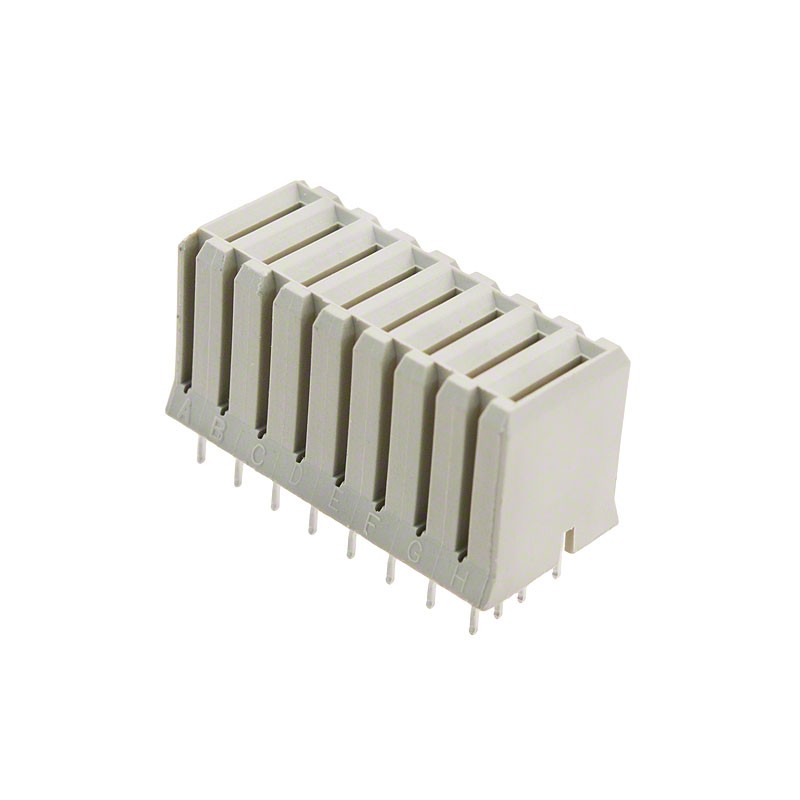 1 pcs : 120953-5 - CONN RCPT BLADE PWR 8POS PCB