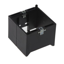 1 pcs : EBCL-6-12 - LATCH SHROUD FOR EBTM