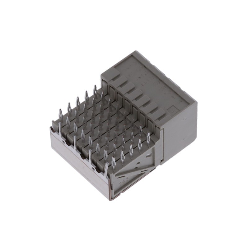 1 pcs : 2336682-1 - 2MM HM FEMALE ASSY, COL8