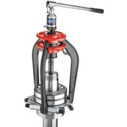1 pcs - SKF Hydraulic Bearing Puller, 52 - 200 mm Capacity, 8.4t Force