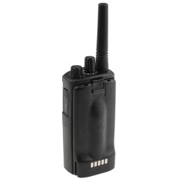 1 pcs - Motorola XT420 8 Channel Waterproof Walkie Talkies