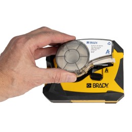 1 pcs - Brady M211 Handheld Label Printer Kit, 19.05mm Max Label Width, Euro Plug, UK Plug, US Plug