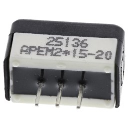 1 pcs - APEM PCB Slide Switch SPDT Latching 4 A @ 125 V ac Slide