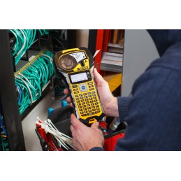 1 pcs - Brady M210 Handheld Label Printer Kit, 19.05mm Max Label Width, EU