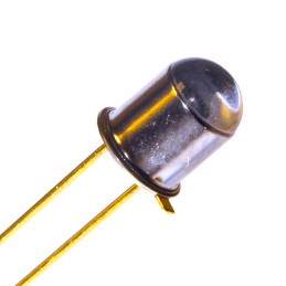 1 pcs : MTE4600N - EMITTER 5MM 450NM LOW DOME TO18