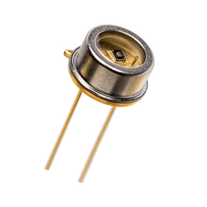 1 pcs : EOLD-810-095-4 - SWIR EMITTER 810NM TO 46 FLAT LE