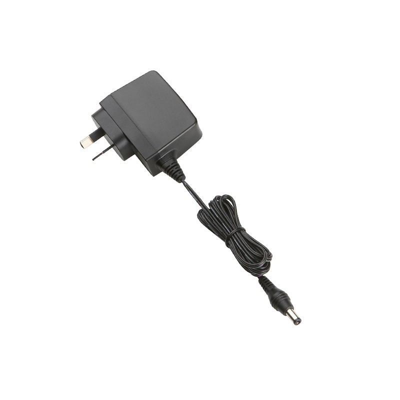 1 pcs : DA10-050AU-M - AC/DC WALL MOUNT ADAPTER 5V 10W