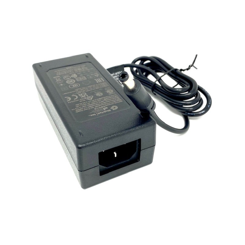 1 pcs : TR9CA4500LCP-IMR6B - AC/DC DESKTOP ADAPTER 5V 23W