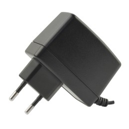1 pcs : SWI15-5-E-P5 - AC/DC WALL MOUNT ADAPTER 5V 10W