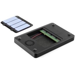 1 pcs - StarTech.com 3.15in M.2 NVMe Hard Drive Enclosure, USB C