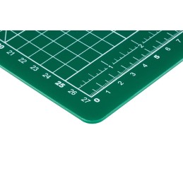 1 pcs - RS PRO 10mm Green Cutting Mat, L300mm x W220mm
