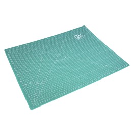 1 pcs - RS PRO 10mm Green Cutting Mat, L600mm x W450mm