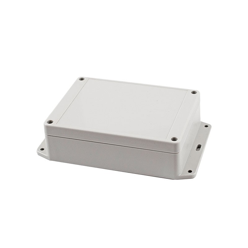 1 pcs : RP1200BF - BOX PC WHT 6.89'L X 4.2'W