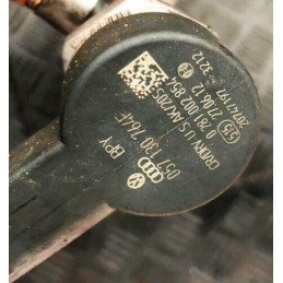 2008 AUDI A8 D3 4E 4.2 TDI RH FUEL RAIL 057130090L / 057130764F