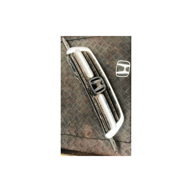 2002 HONDA CRV MK2 2.0 PETROL FRONT BUMPER GRILL