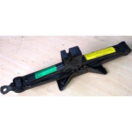 2004 HYUNDAI TUCSON 2.0 DIESEL SPARE WHEEL JACK