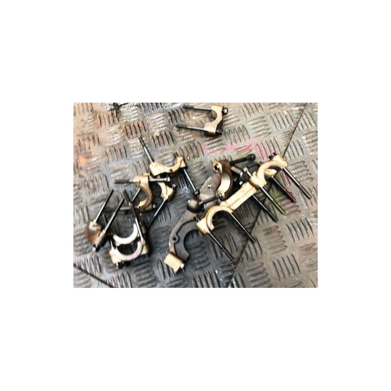 2005 KIA SORENTO 2.5 DIESEL CAMSHAFT HOLDER SET