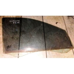 2005 KIA SORENTO 2.5 DIESEL RH FRONT DOOR WINDOW