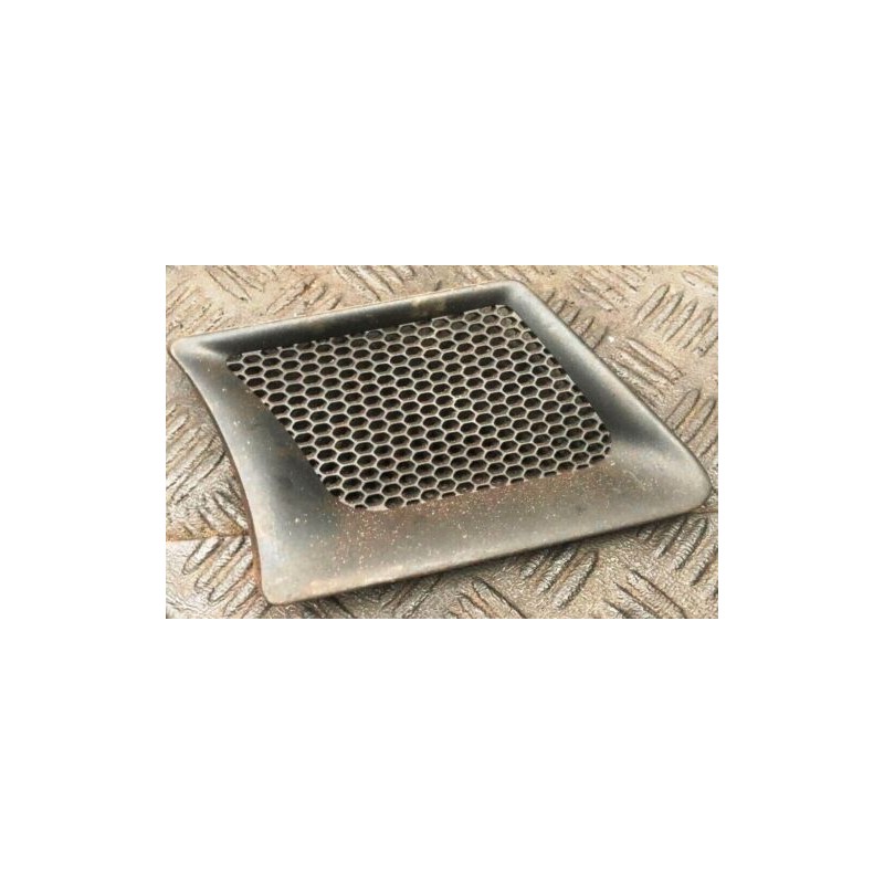 2006 ALFA ROMEO GT FRONT BUMPER RH TRIM