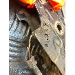 2006 VOLKSWAGEN GOLF MK5 2.0 GTI BWA BONNET LATCH