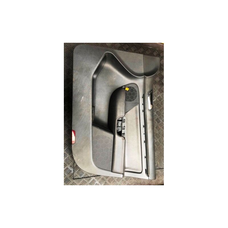 2006 VOLKSWAGEN GOLF MK5 2.0 GTI BWA RH FRONT DOOR CARD