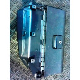 2006 VOLKSWAGEN POLO 1.4 PETROL MK4 GLOVE BOX