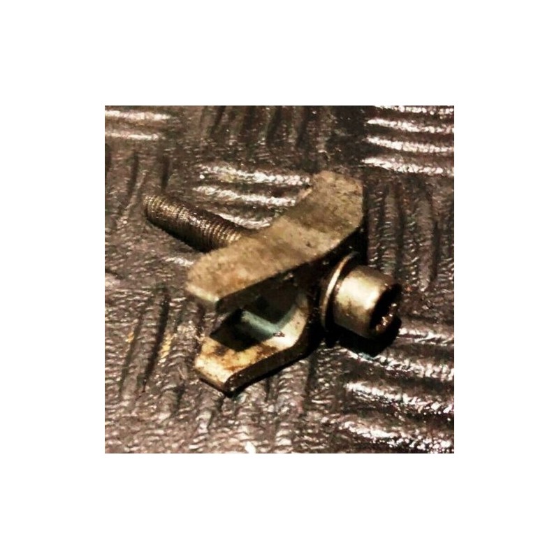 2007 VOLKSWAGEN CRAFTER 2.5 TDI FUEL INJECTOR CLAMP