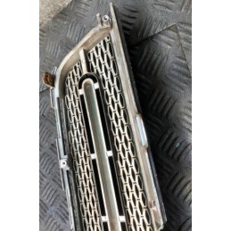 2008 Kia Sportage MK2 FRONT BUMPER BADGE GRILL