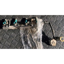 2009 MAZDA 3 BL TS2 1.6 PETROL FUEL RAIL WITH FUEL INJECTORS DENSO 9C0 11