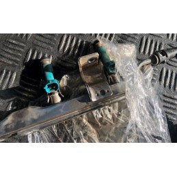 2009 MAZDA 3 BL TS2 1.6 PETROL FUEL RAIL WITH FUEL INJECTORS DENSO 9C0 11